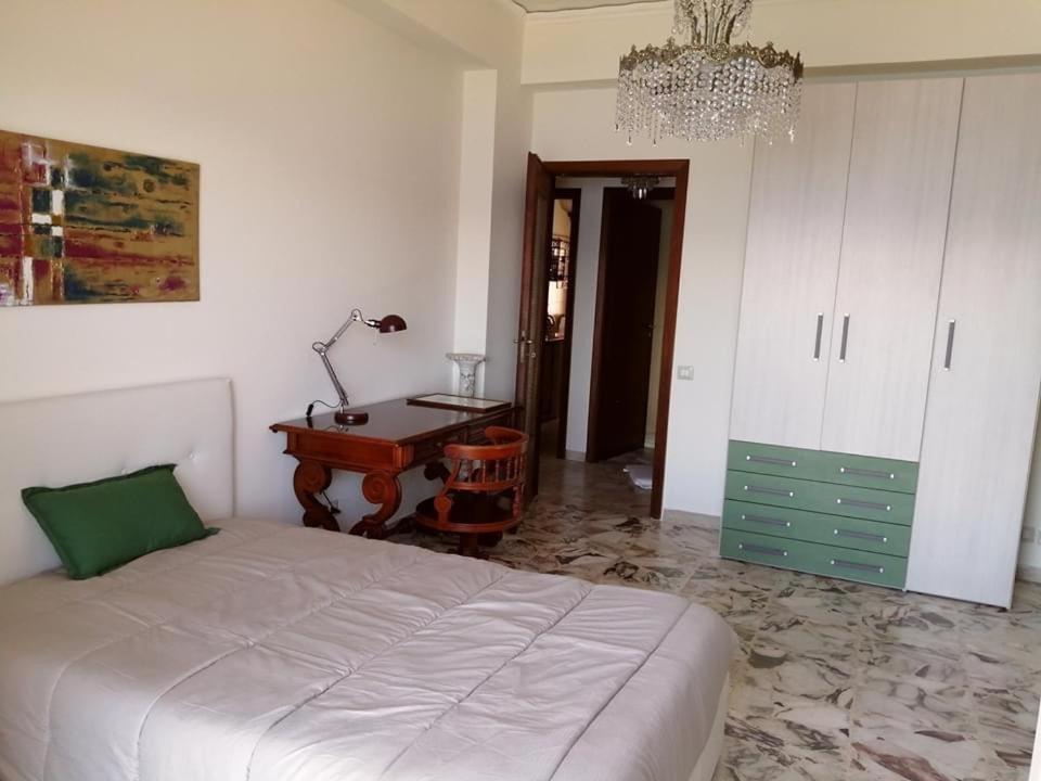 The Door Of Sicily Apartment เมสซีนา ภายนอก รูปภาพ